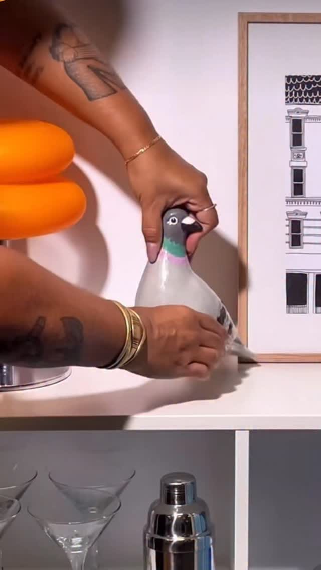 Post 6 by Bathroom Graffiti on Instagram (video)