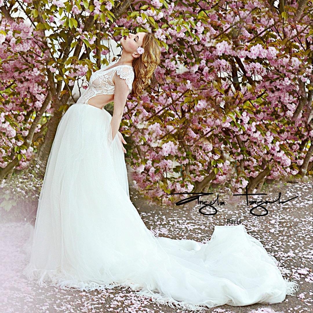 Post 9 by Angela Tagoch Robes de Mariées on Instagram (image)