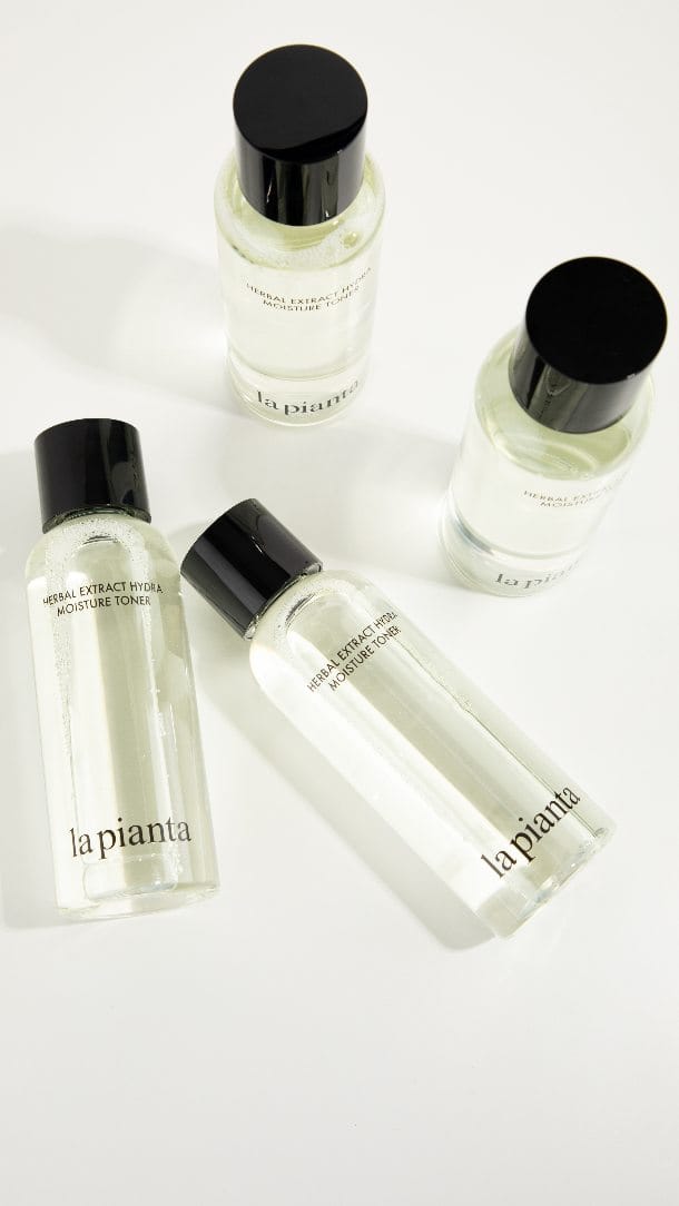 Post 5 by SKINCARE SHOP EUROPE on Instagram (video)