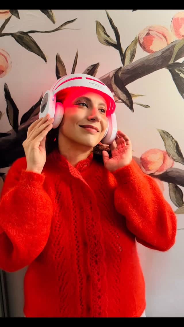 Post 5 by Elya - Mode Beauté Lifestyle on Instagram (video)