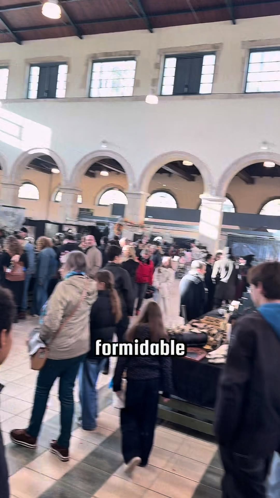 Post 6 by Eléonore Giraud on Instagram (video)