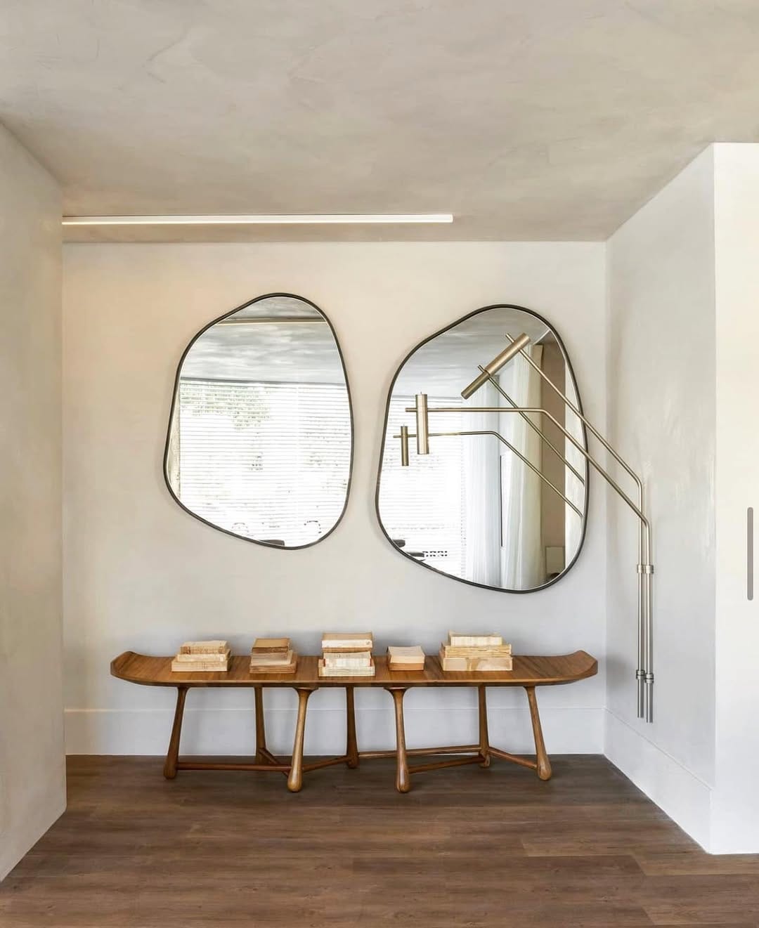 Post 10 by MAISON COEUR on Instagram (carousel)