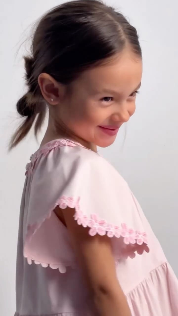 Post 1 by Julia Flabat on Instagram (video)