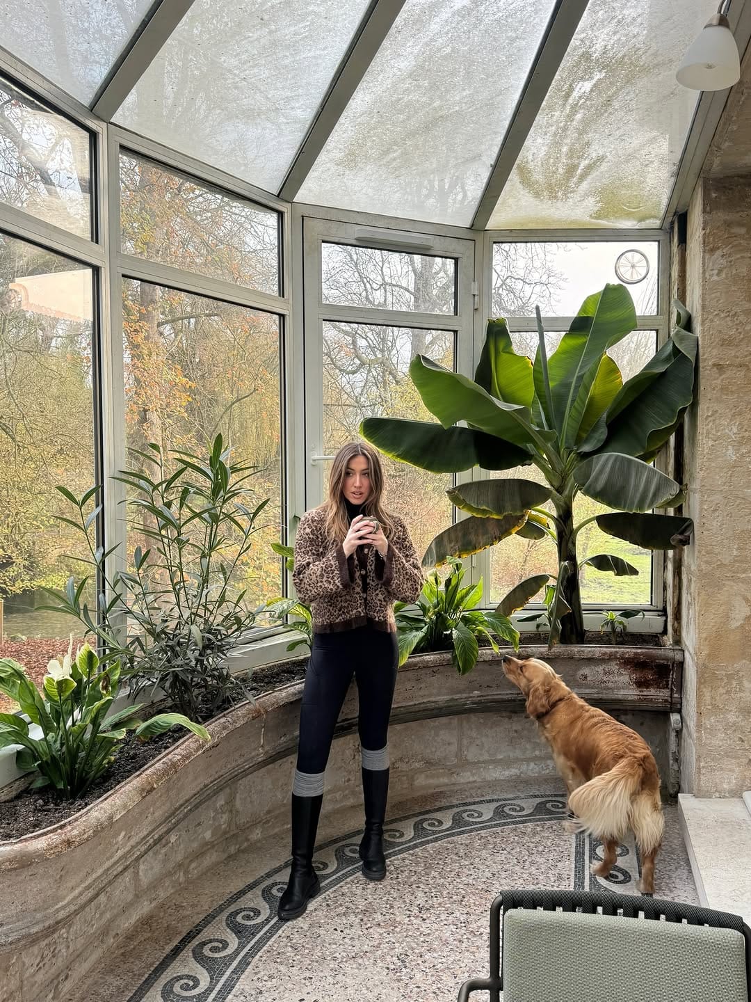 Post 8 by Elyette MO on Instagram (carousel)