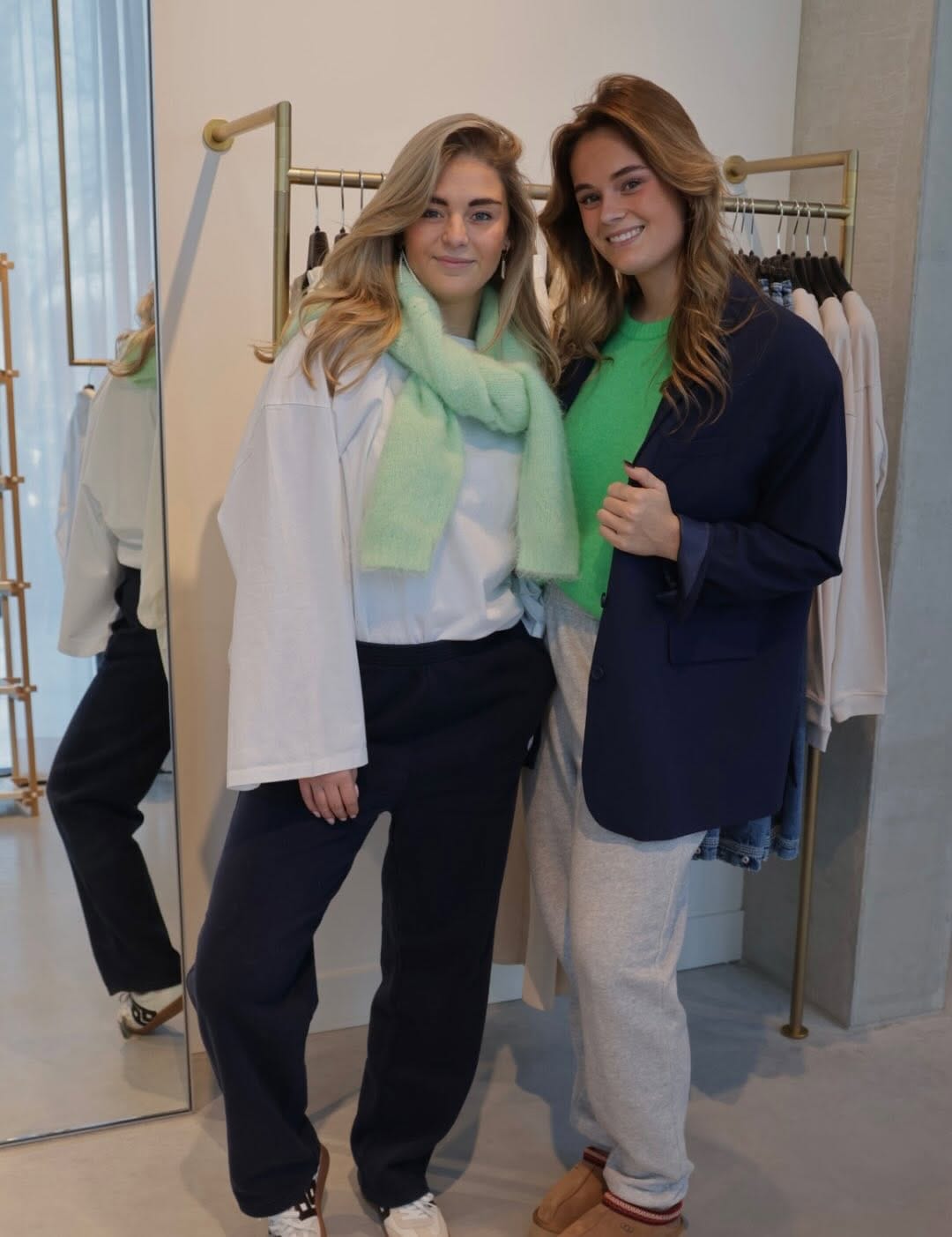 Post 3 by GALLERY VOORWINDEN on Instagram (carousel)