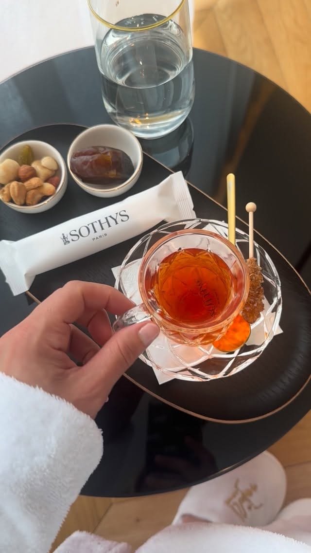 Post 4 by Colette / Escola de Estética Francesa on Instagram (video)
