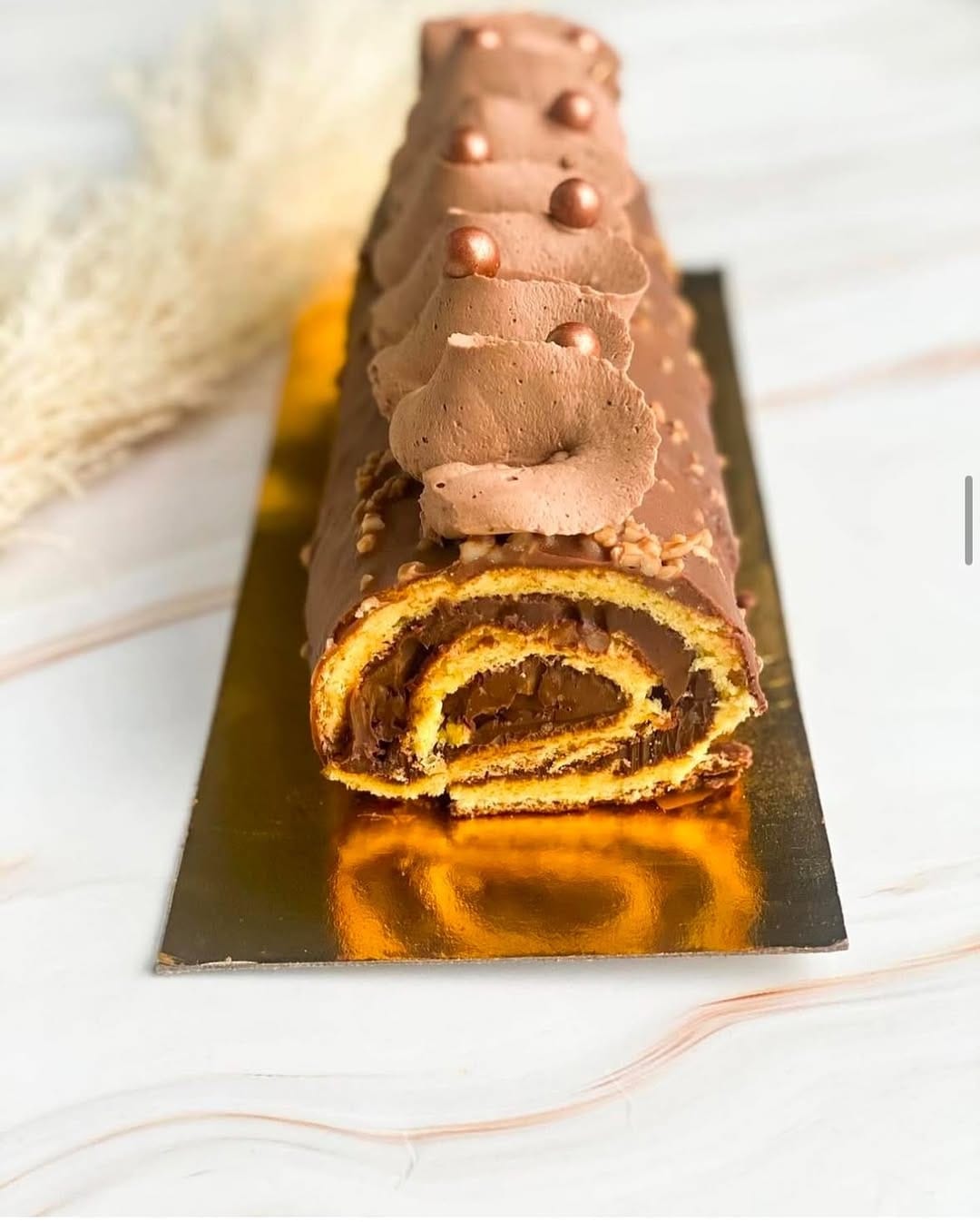 Post 2 by 𝗔𝗹𝗶𝘀𝗼𝗻🧁🍓 on Instagram (carousel)