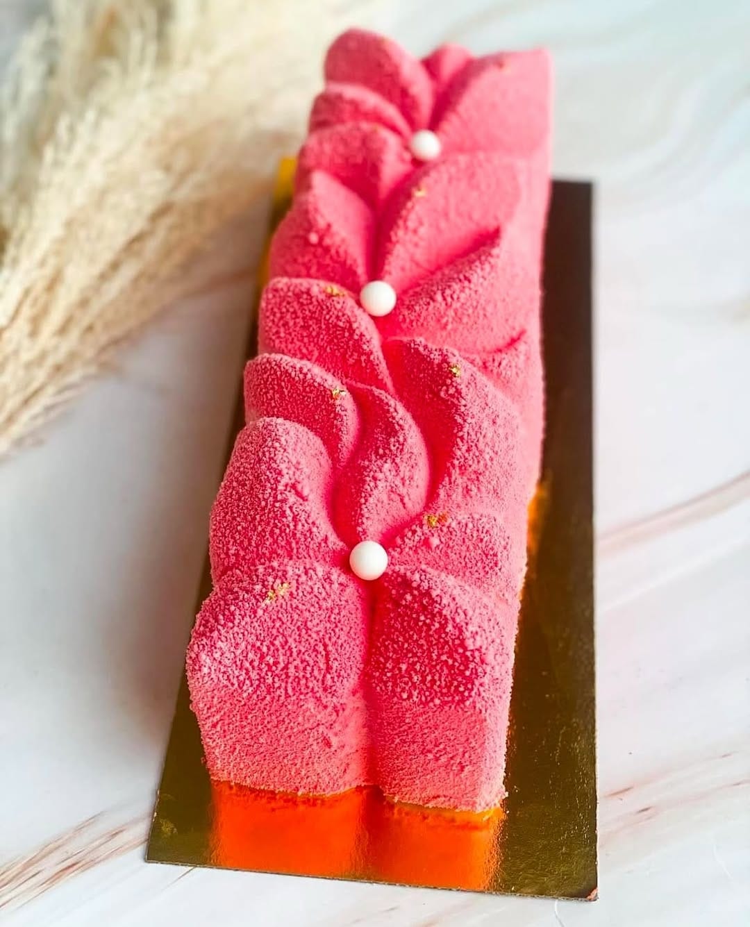 Post 3 by 𝗔𝗹𝗶𝘀𝗼𝗻🧁🍓 on Instagram (carousel)