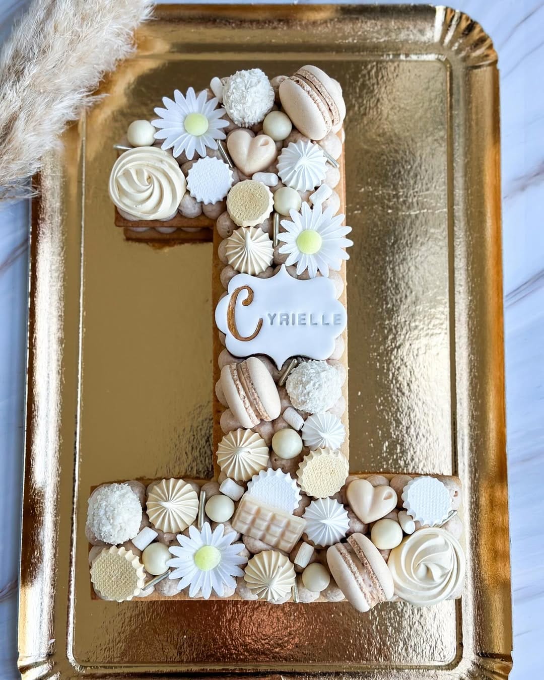 Post 10 by 𝗔𝗹𝗶𝘀𝗼𝗻🧁🍓 on Instagram (carousel)
