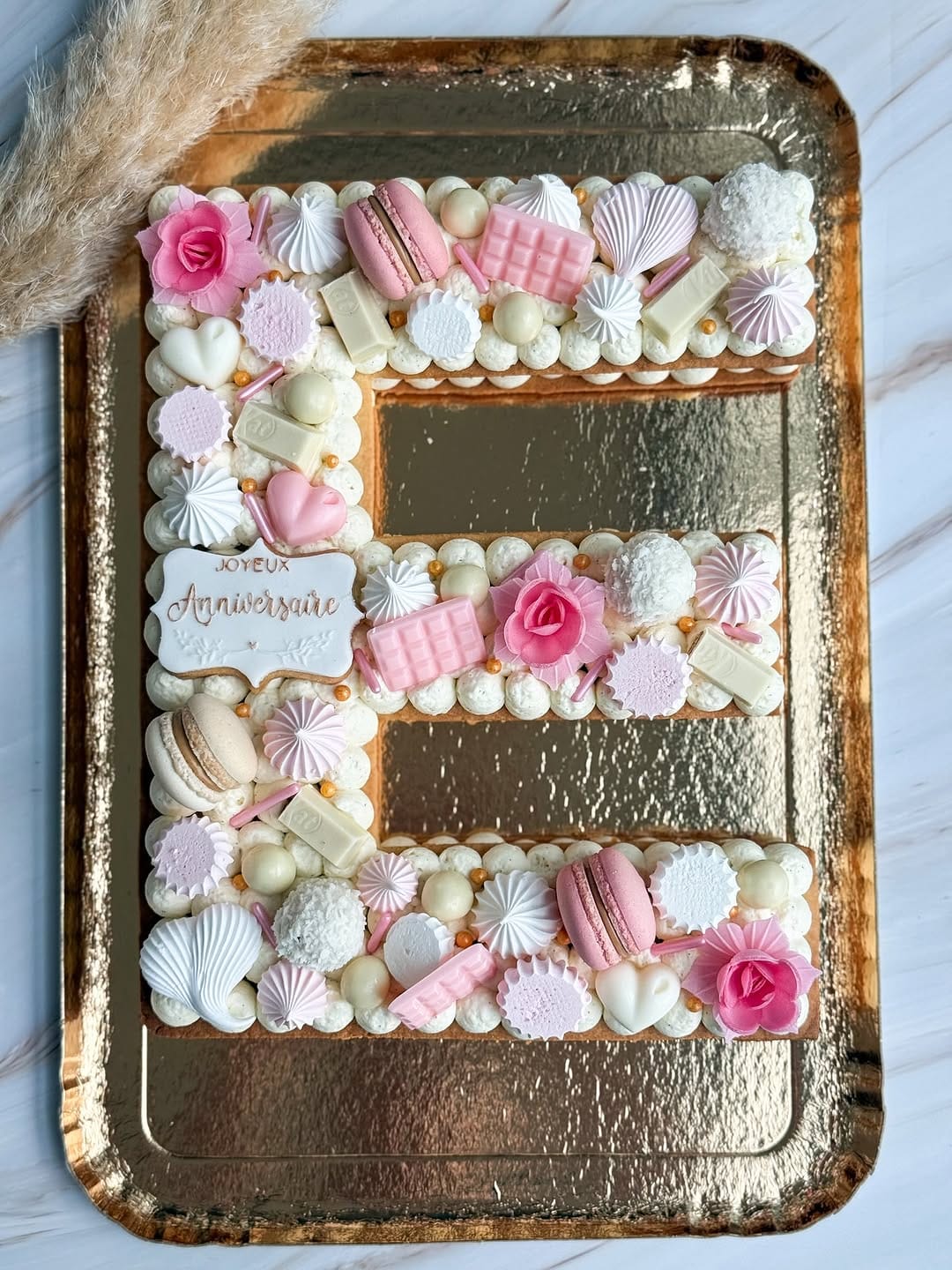 Post 1 by 𝗔𝗹𝗶𝘀𝗼𝗻🧁🍓 on Instagram (carousel)