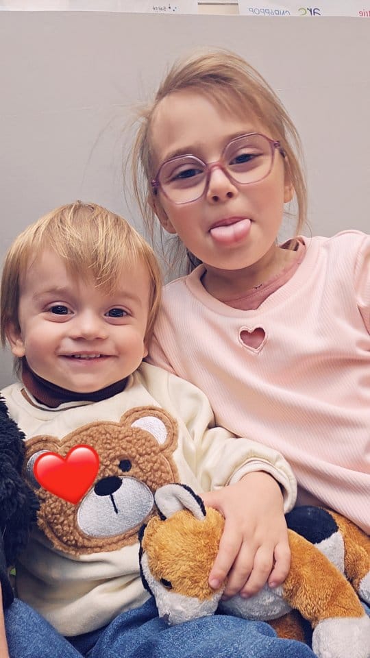 Post 3 by Hélène on Instagram (video)