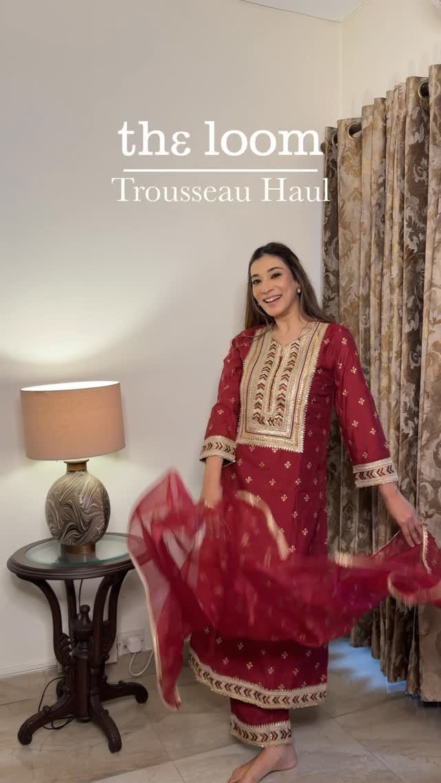 Post 6 by Parisa Barkzi on Instagram (video)