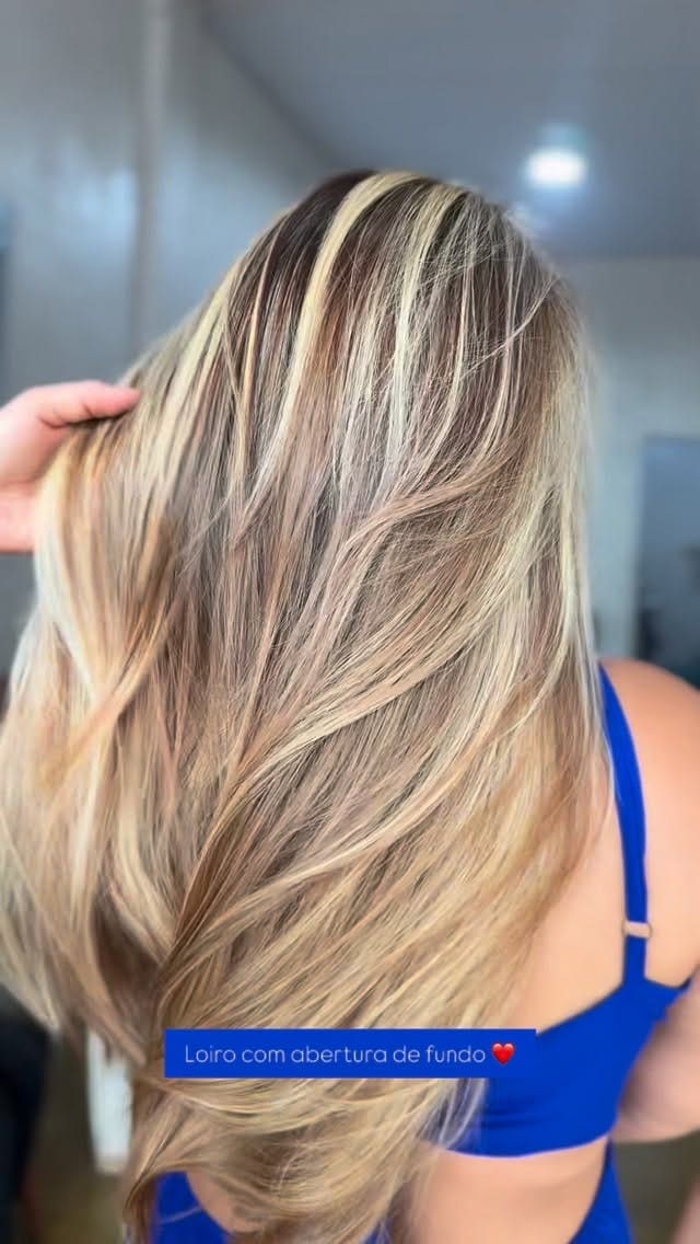 Post 2 by Daniella Lima on Instagram (video)
