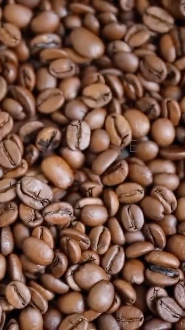 Post 10 by Caf’écolo on Instagram (video)