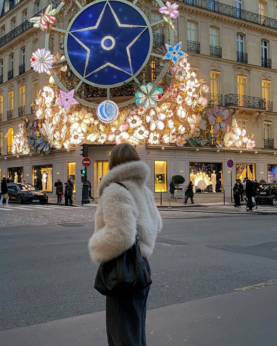 Post 3 by Héloïse on Instagram (carousel)