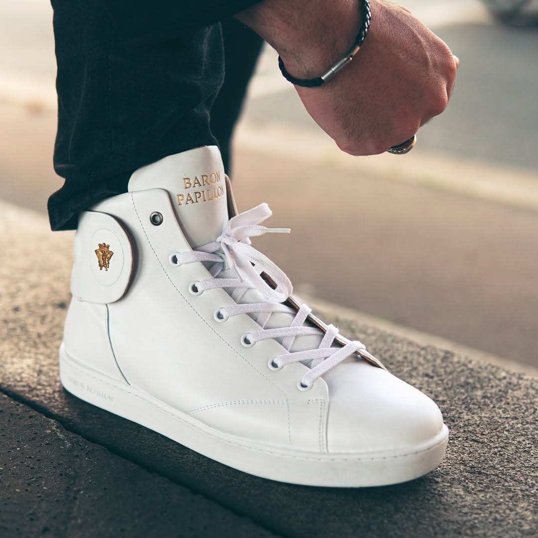 Post 5 by Baron Papillon on Instagram (image)