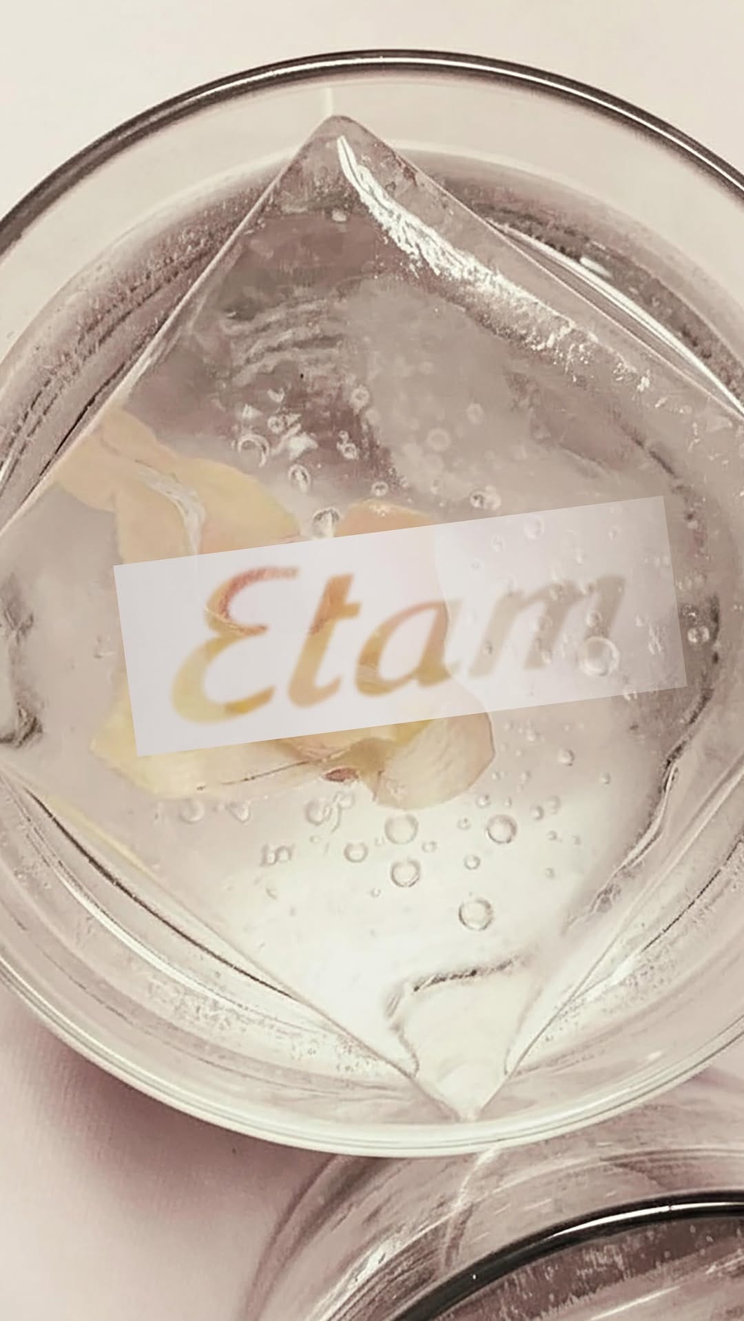 Post 9 by Etam_MX on Instagram (video)