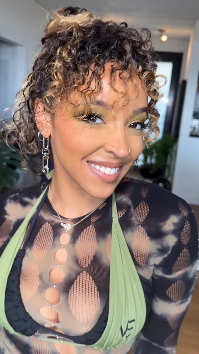Post 6 by Wendi Miyake on Instagram (video)