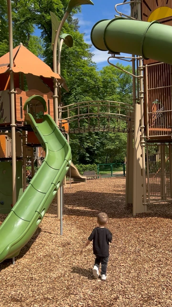 Post 8 by HAPPY KIDS - GUIDE POUR VOS KIDS 🩷 on Instagram (video)