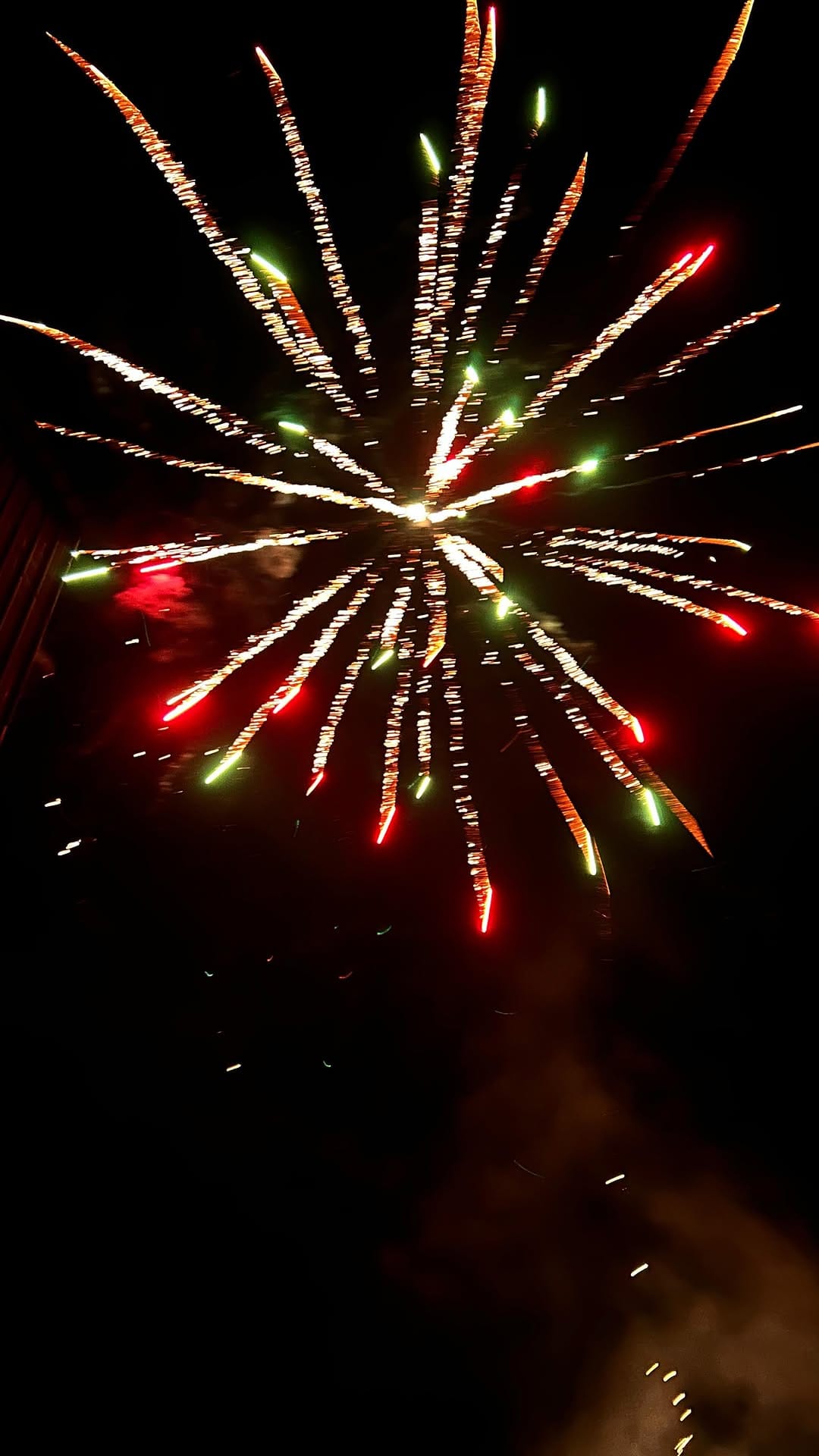 Post 3 by Chloé on Instagram (video)