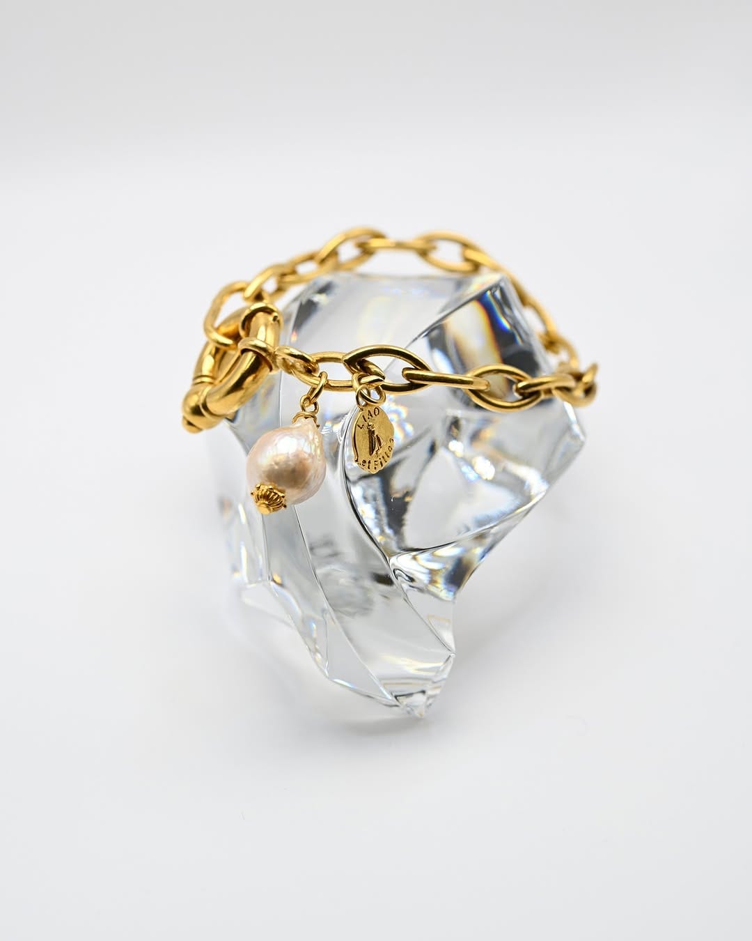 Post 4 by Liaoetfilles.Bijoux Fantaisies Précieuses on Instagram (image)