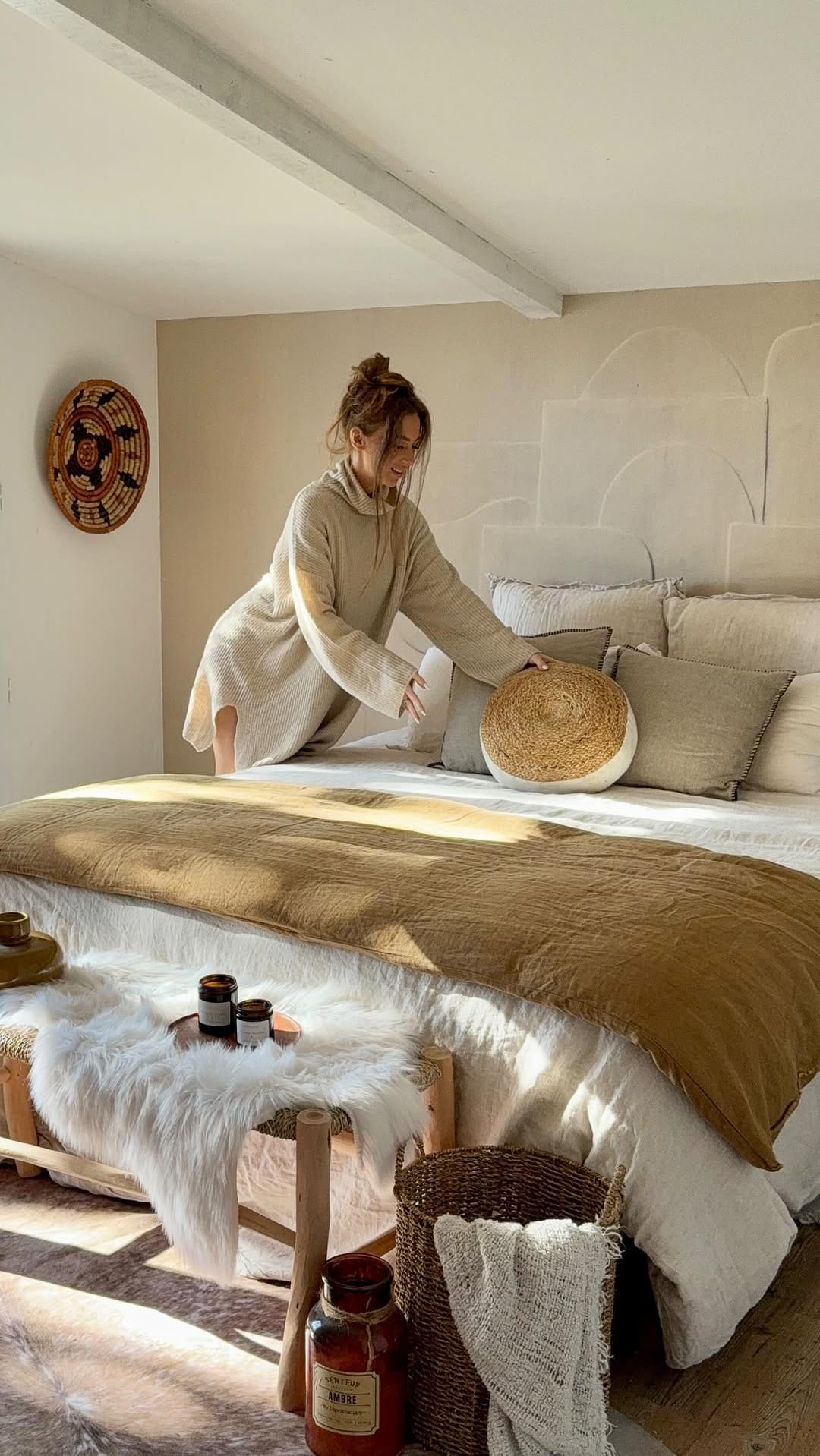 Post 2 by Marine Riou on Instagram (video)