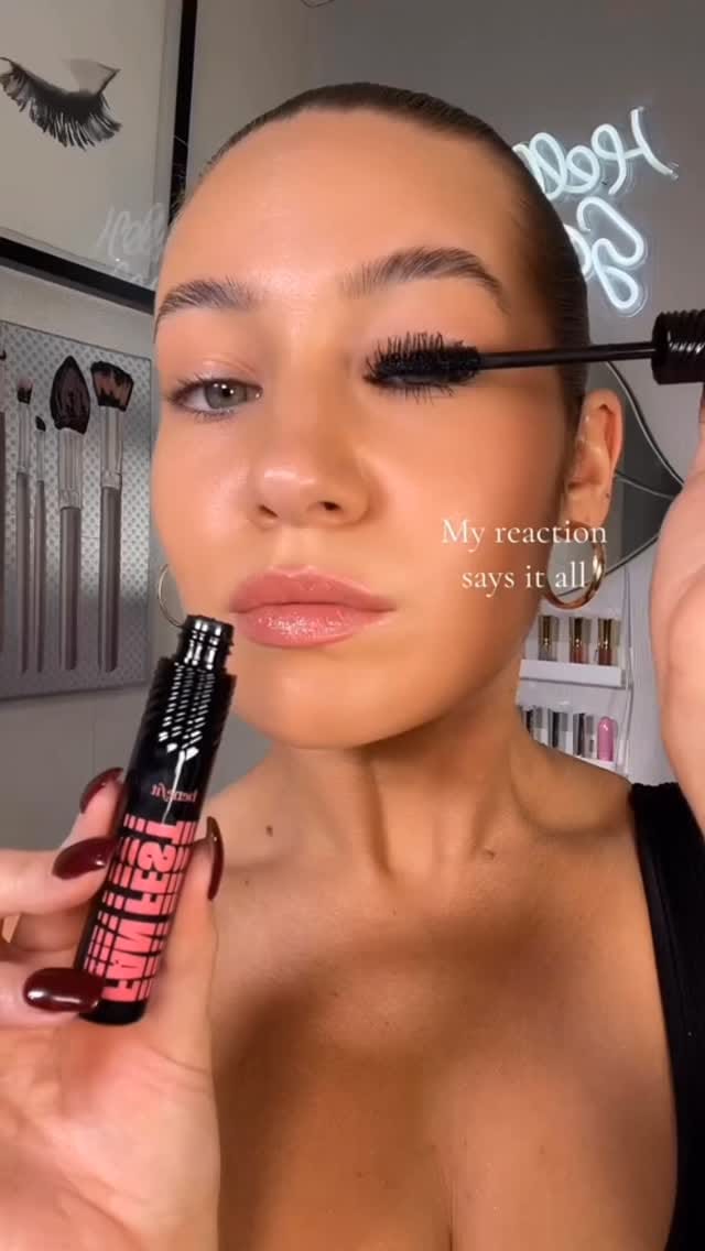 Post 7 by Goglambeautystore on Instagram (video)