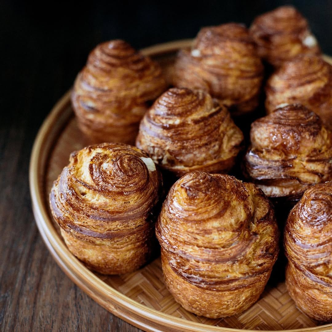 Post 8 by La Pâtisserie des Rêves on Instagram (image)