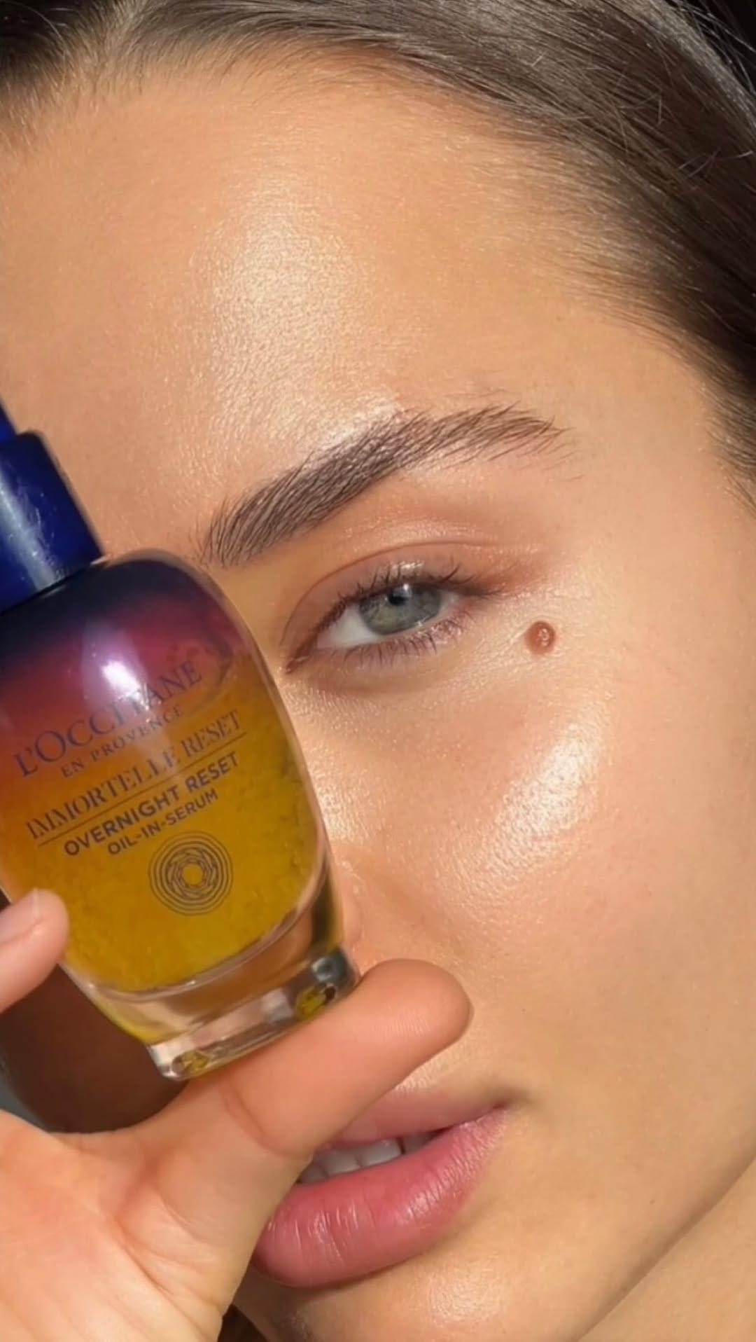 Post 9 by Maurane Bouazza on Instagram (video)