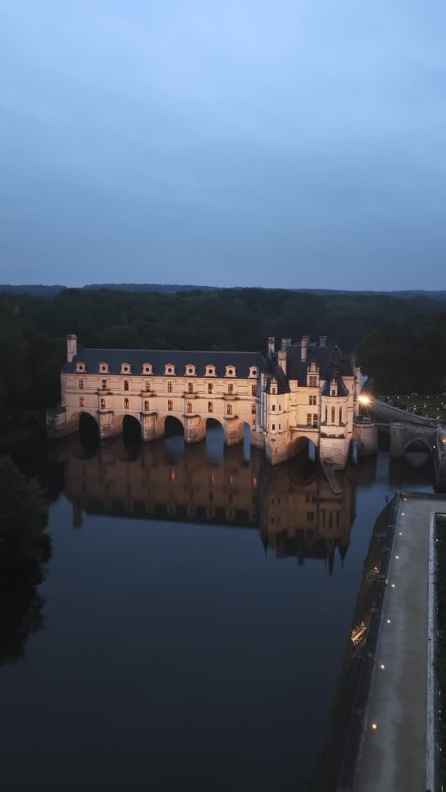 Post 1 by Maison Caulières on Instagram (video)