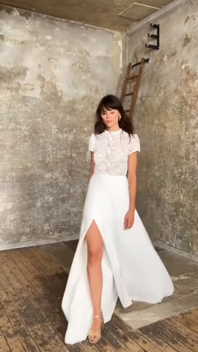 Post 7 by Castille on Instagram (video)
