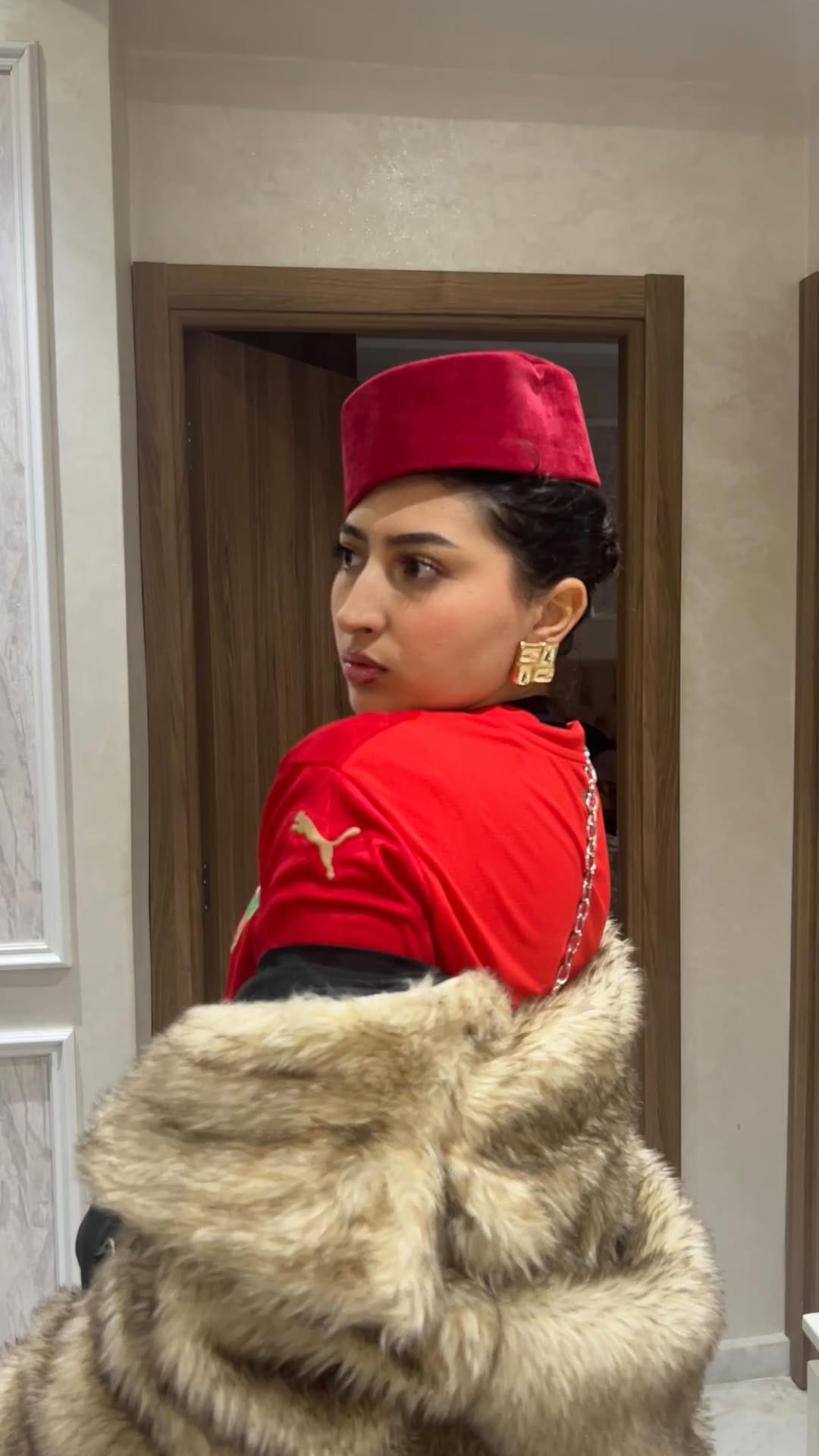 Post 1 by KHARBOUCH NADA | CONTENT CREATOR | FASHION | BEAUTY on Instagram (video)