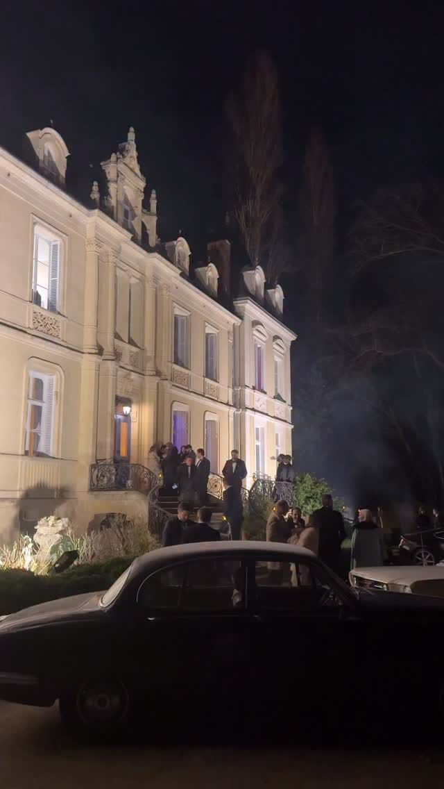 Post 4 by Anastasia | Paris on Instagram (video)