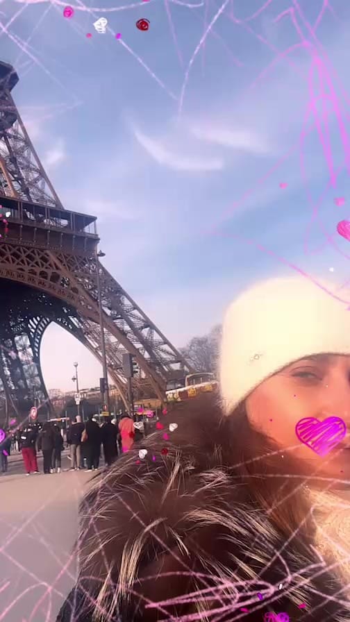 Post 2 by 🌸 🅛🅘🅛🅘 🌸 on Instagram (video)