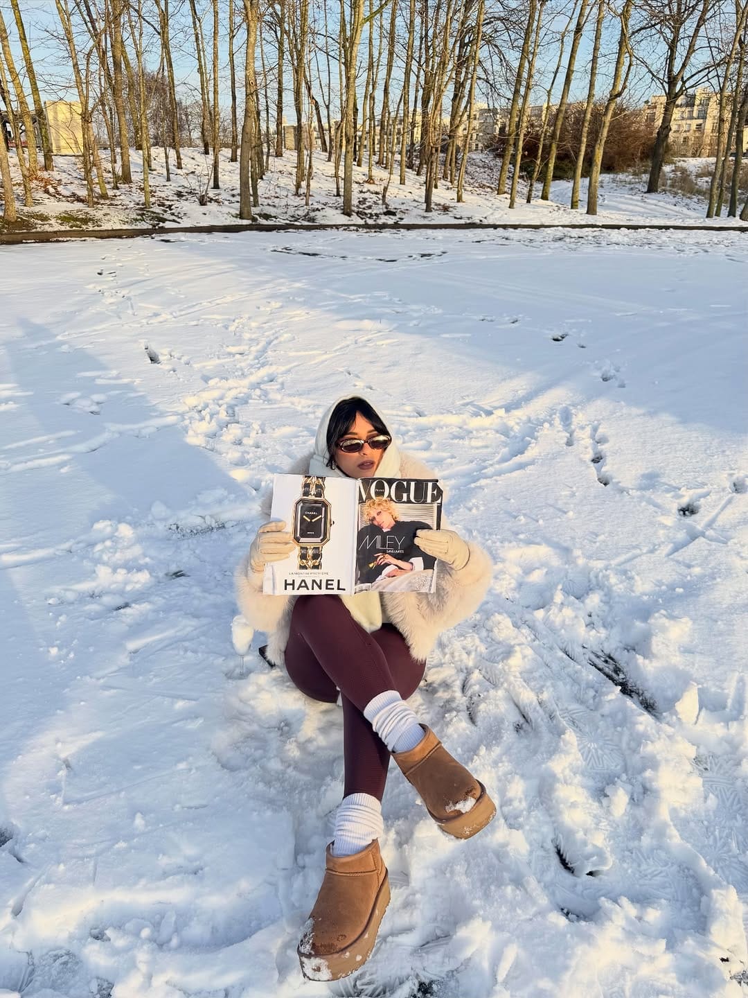 Post 8 by Hidaya | Outfit Inspiration Paris on Instagram (carousel)