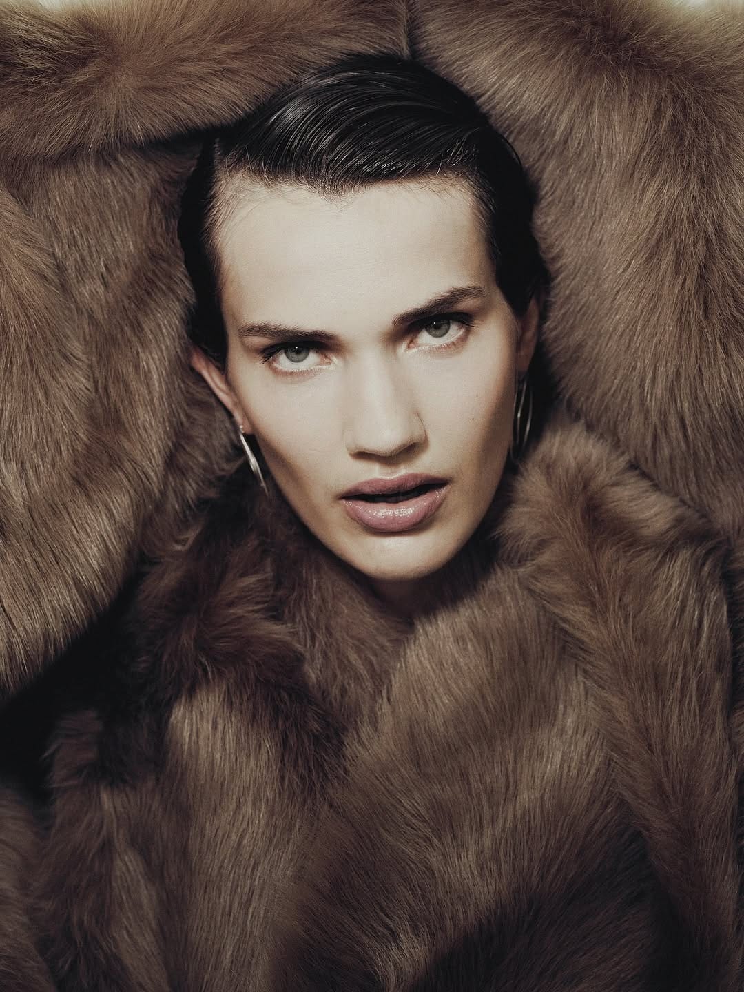 Post 6 by Inventing Julie | stylist on Instagram (carousel)