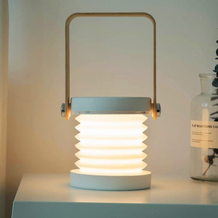 Post 2 by Lumeers.com on Instagram (carousel)