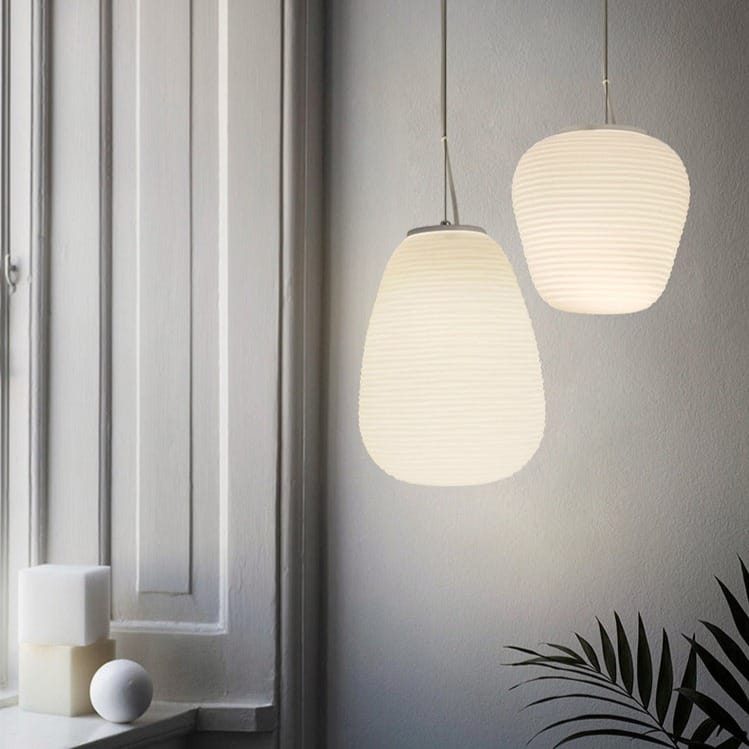 Post 8 by Lumeers.com on Instagram (carousel)