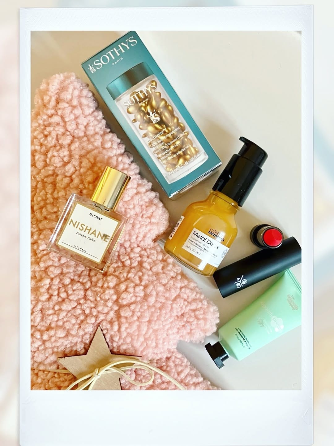 Post 8 by @mybeautymoods on Instagram (image)