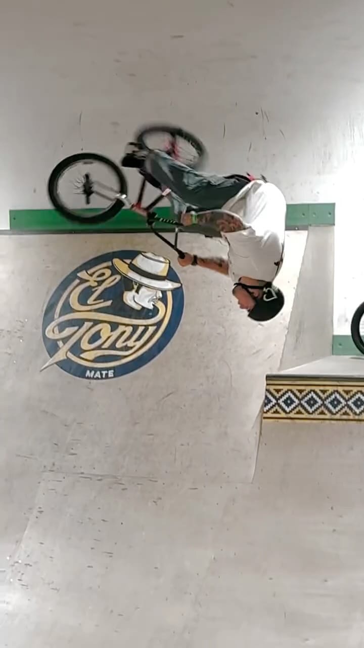 Post 7 by BROS BMX on Instagram (video)