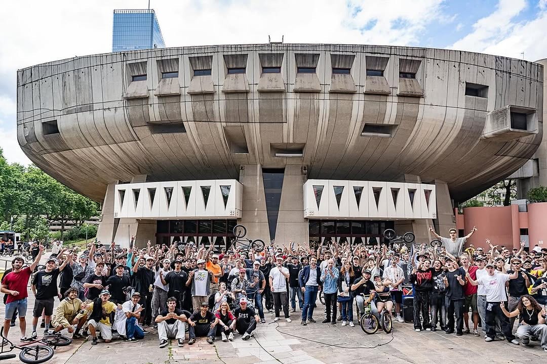 Post 9 by BROS BMX on Instagram (image)
