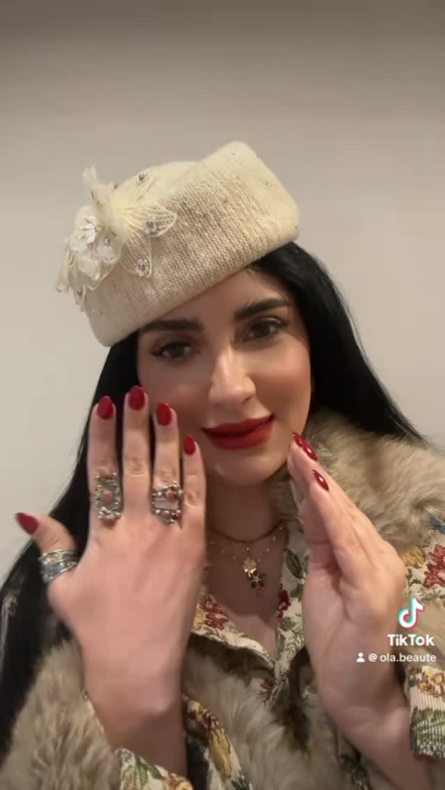 Post 2 by Ola ABBAS on Instagram (video)
