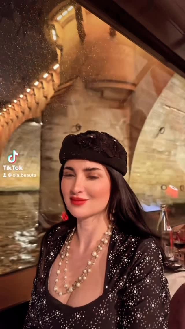 Post 6 by Ola ABBAS on Instagram (video)