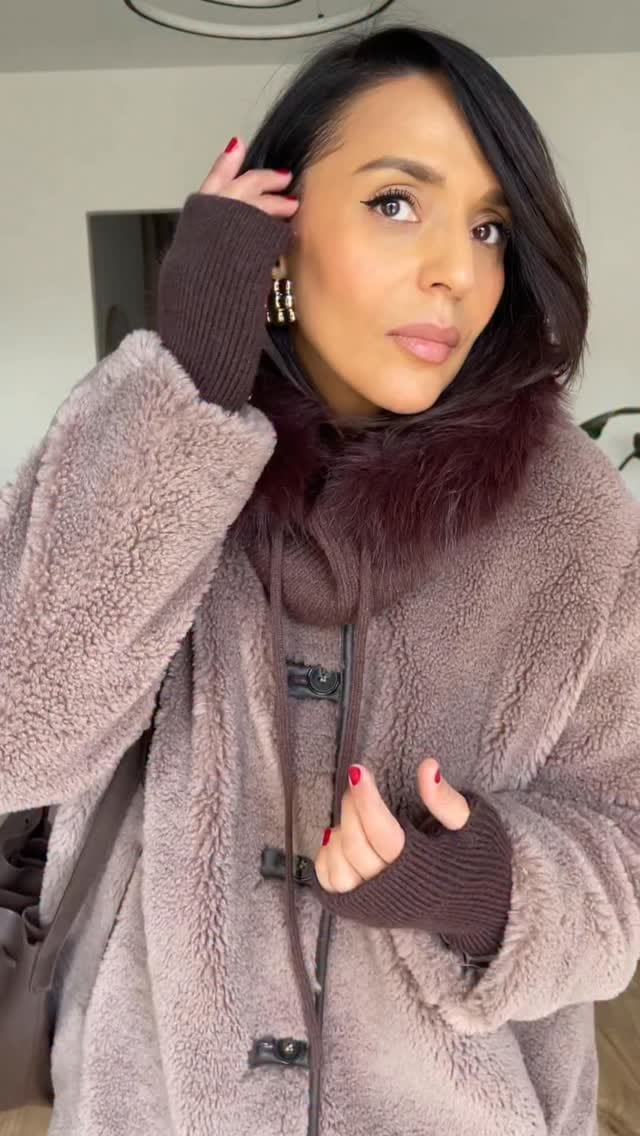 Post 5 by S A L I  / Mode & Lifestyle on Instagram (video)