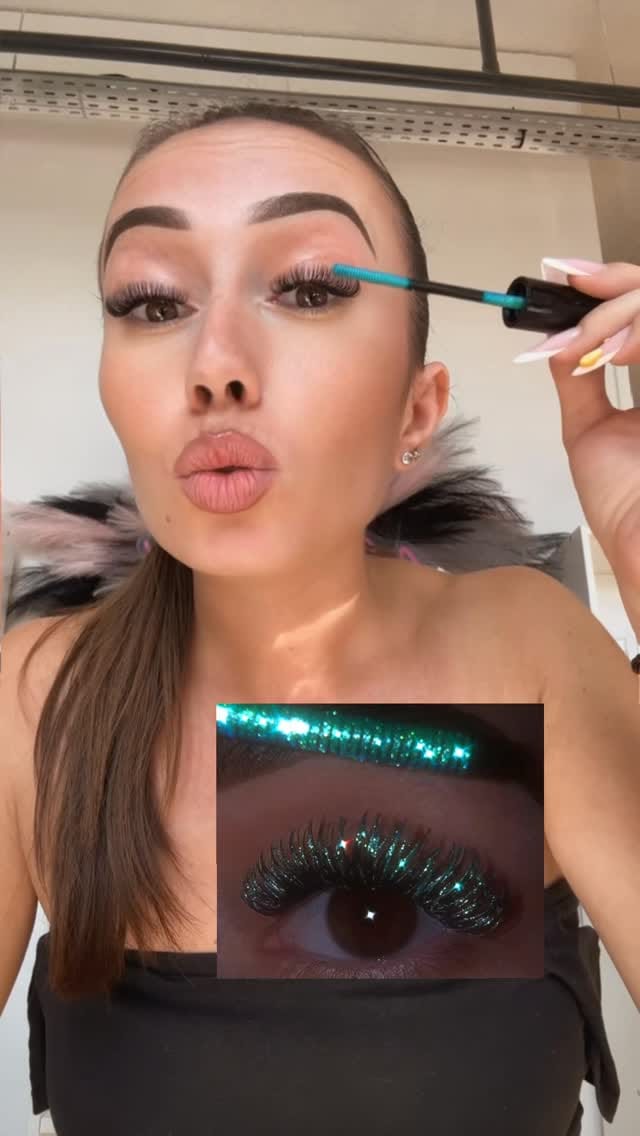 Post 10 by MTcosmetics on Instagram (video)