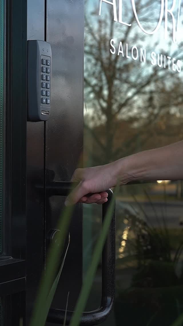 Post 10 by NAILS | OVERLAND PARK | KS on Instagram (video)
