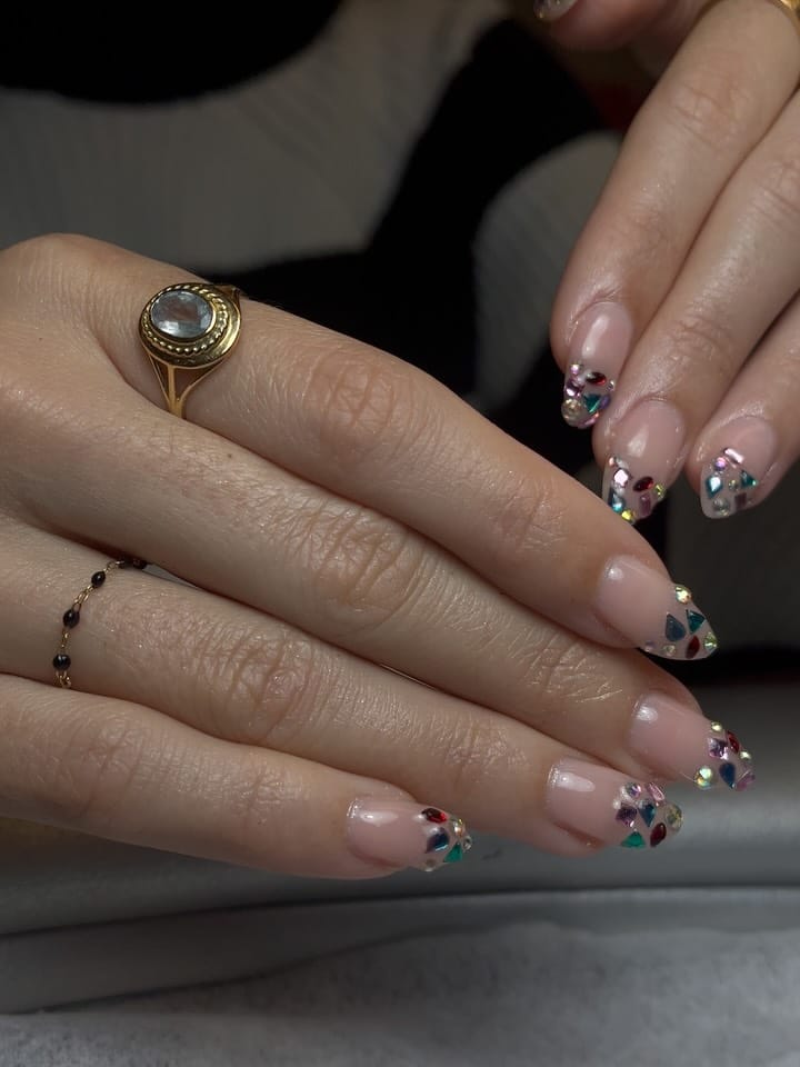Post 6 by Airnails - Onglerie Paris 16 on Instagram (carousel)