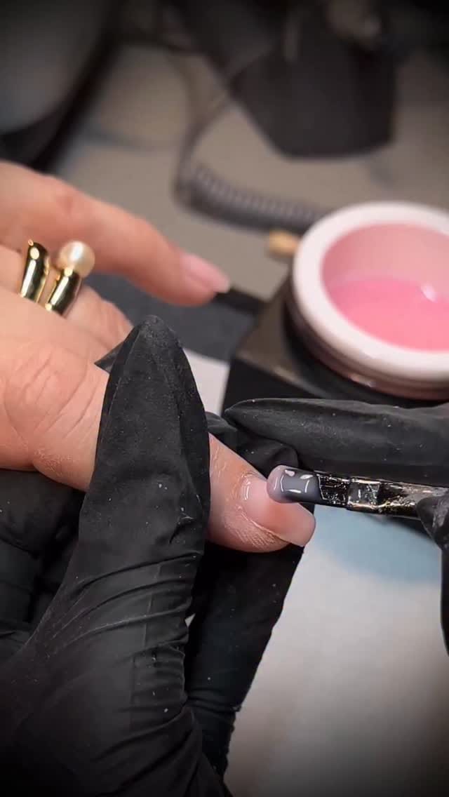 Post 9 by Thao Onglerie 🌼🇻🇳 🇫🇷🦋 on Instagram (video)