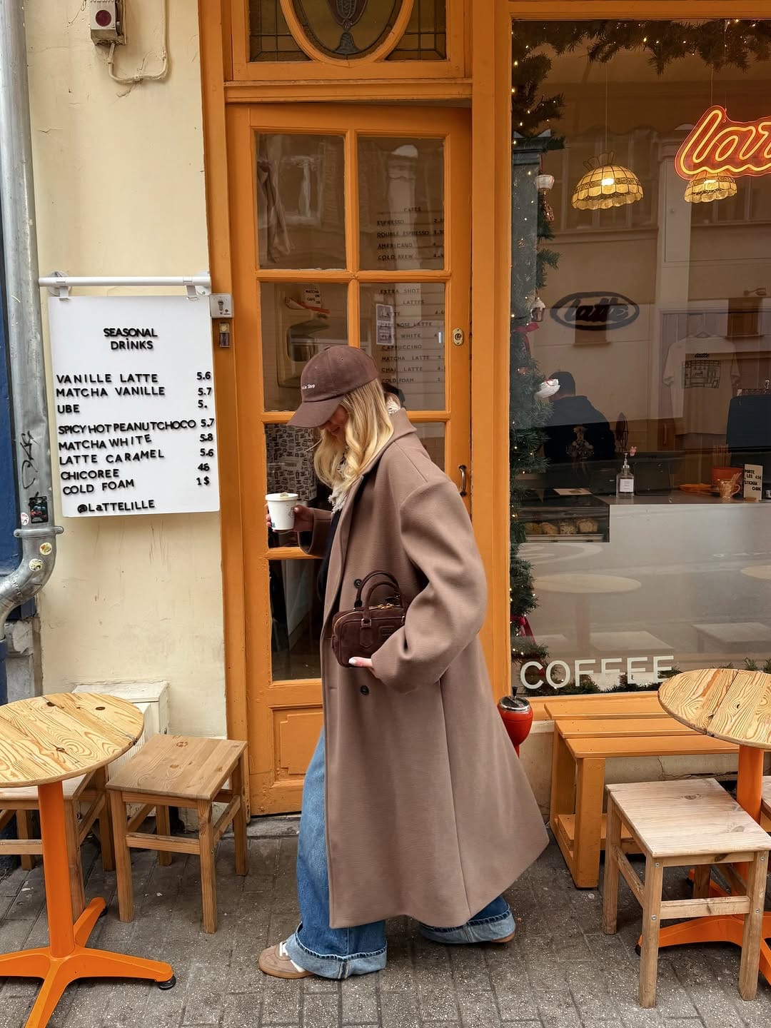 Post 10 by Audrey Notebaert on Instagram (carousel)