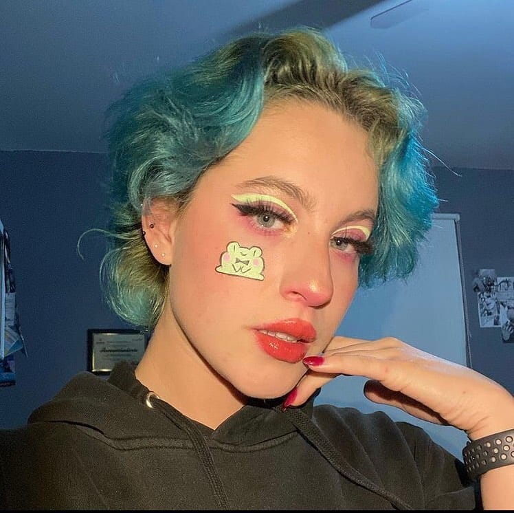 Post 6 by NOVO Makeup on Instagram (carousel)